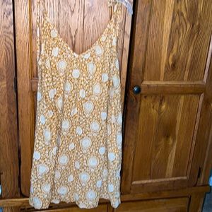 NWT Cute sundress with pockets